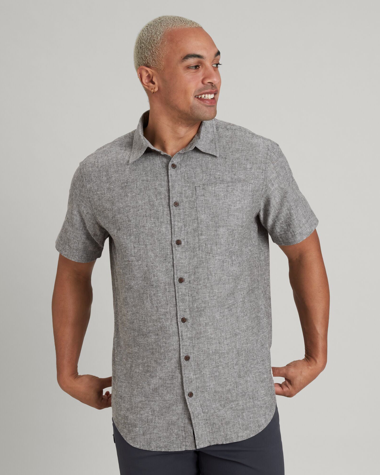 a0706_o6q_flaxton_short_sleeve_shirt_men_a_1743630681000