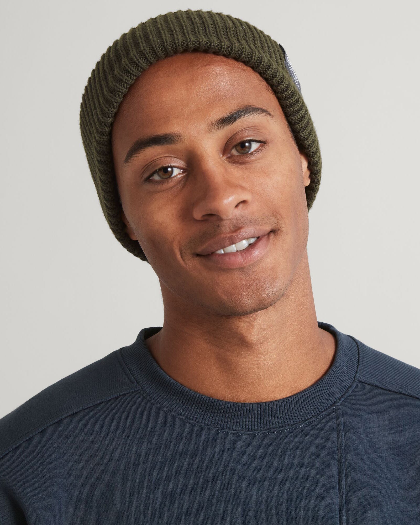 a0992_732_federate_beanie__c_1744346204000