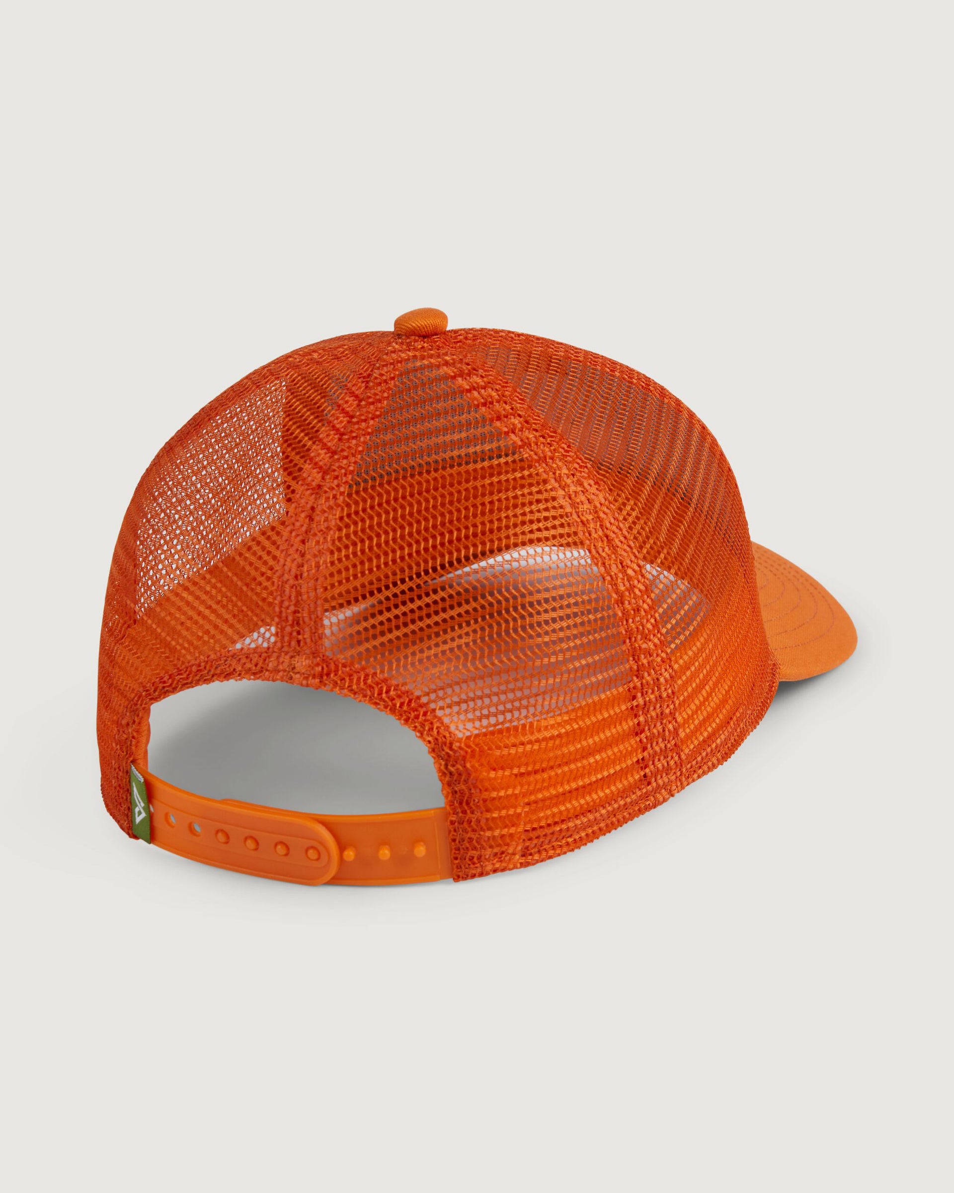 a1180_nyz_trucker_low_ca_b_1743631552000