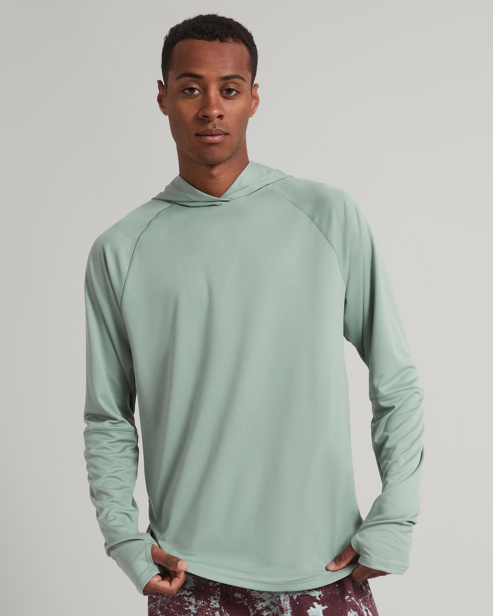Haut à capuche SUN-Stopper pour homme - Vert Eucalyptus