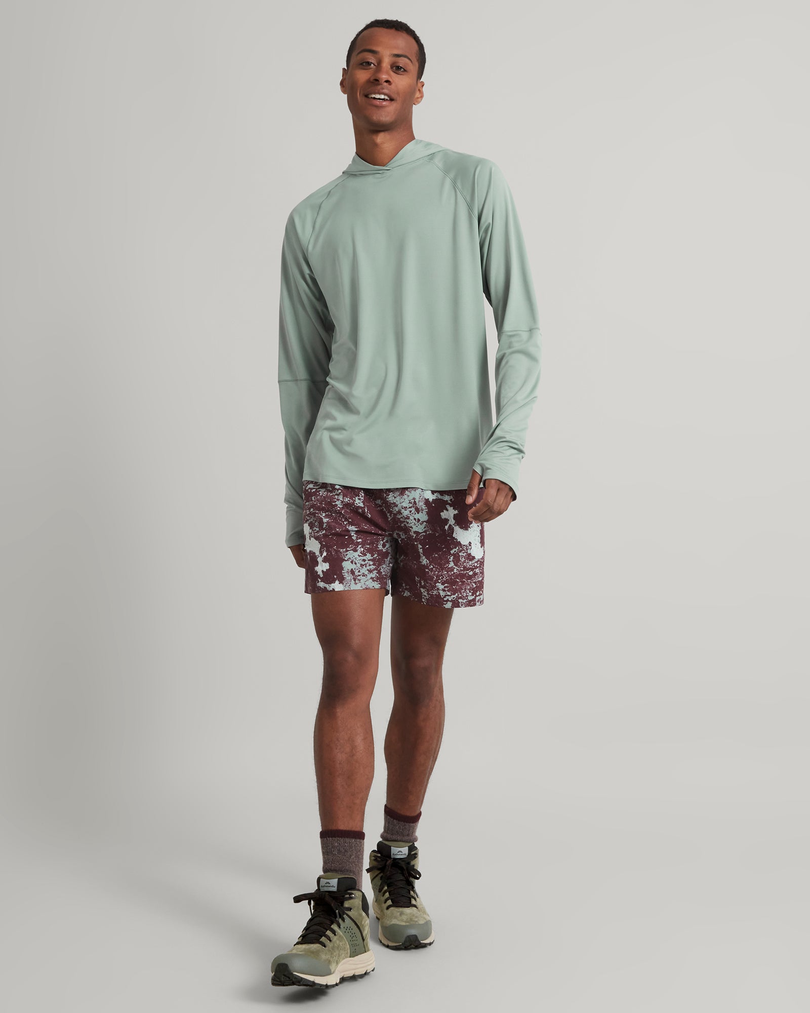 Haut à capuche SUN-Stopper pour homme - Vert Eucalyptus