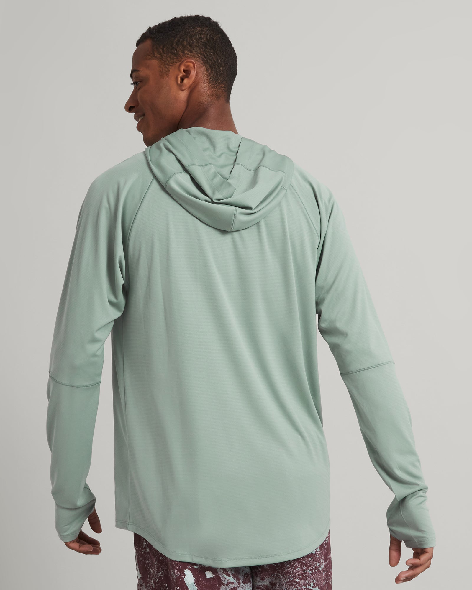 Haut à capuche SUN-Stopper pour homme - Vert Eucalyptus