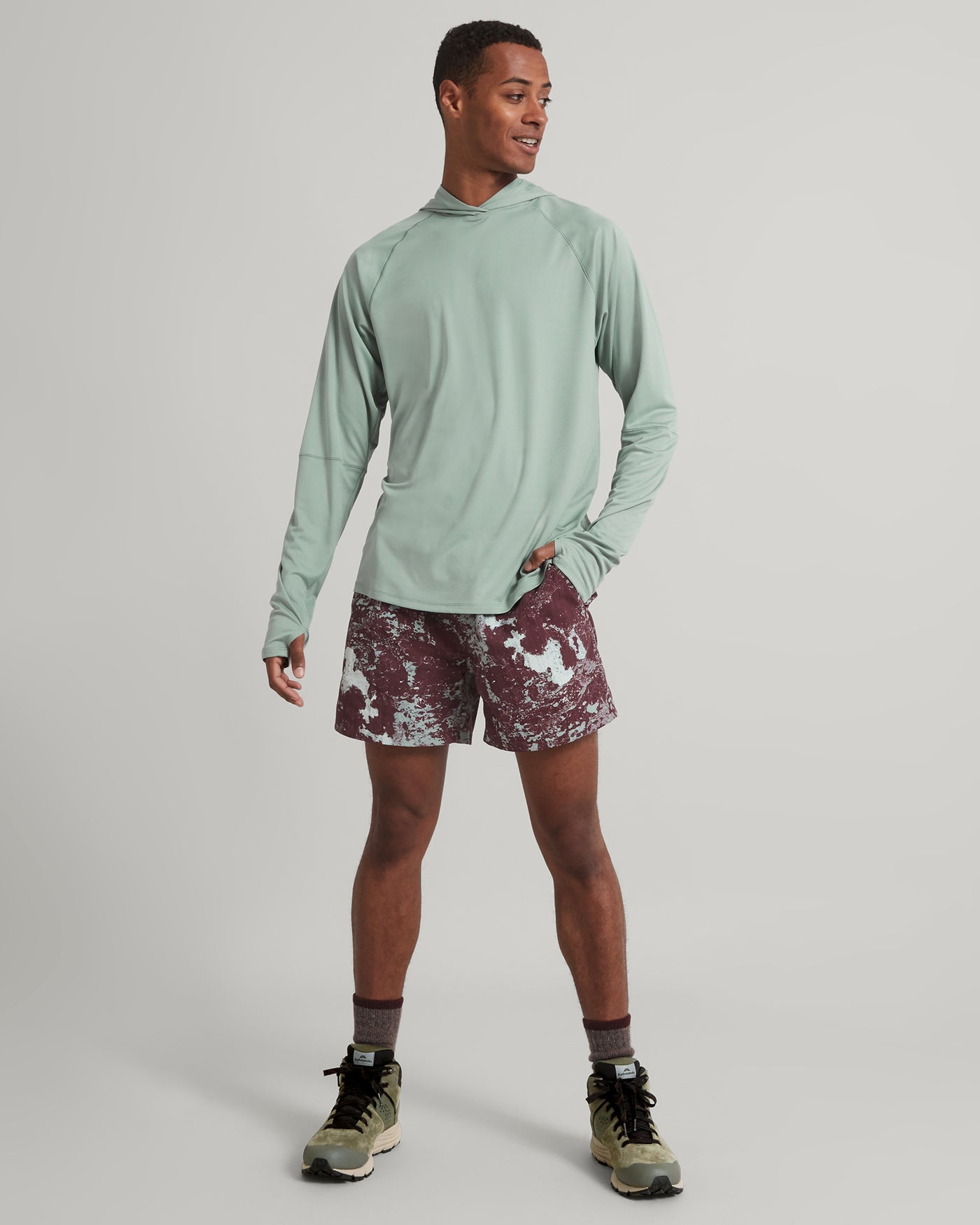 Haut à capuche SUN-Stopper pour homme - Vert Eucalyptus