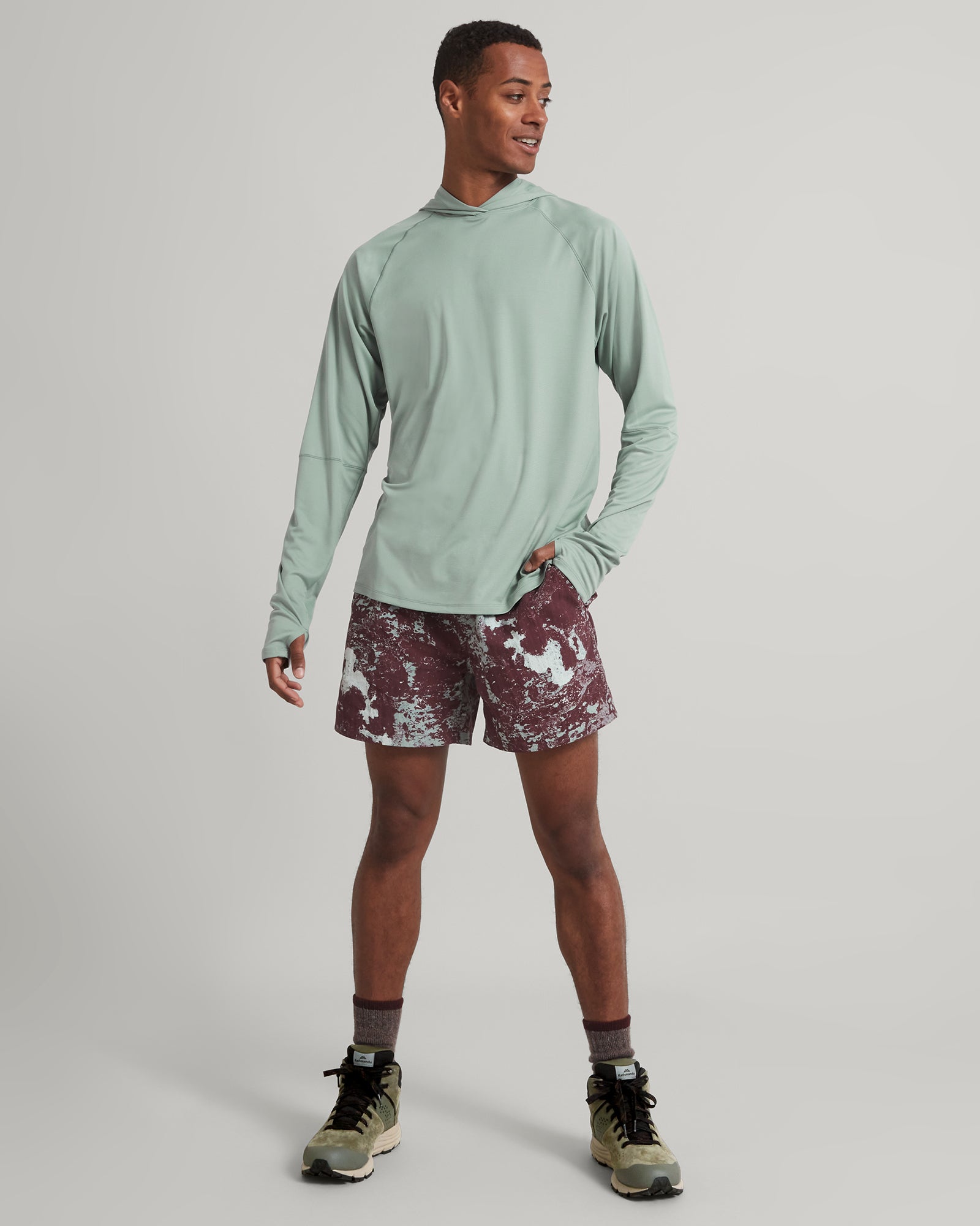 Haut à capuche SUN-Stopper pour homme - Vert Eucalyptus