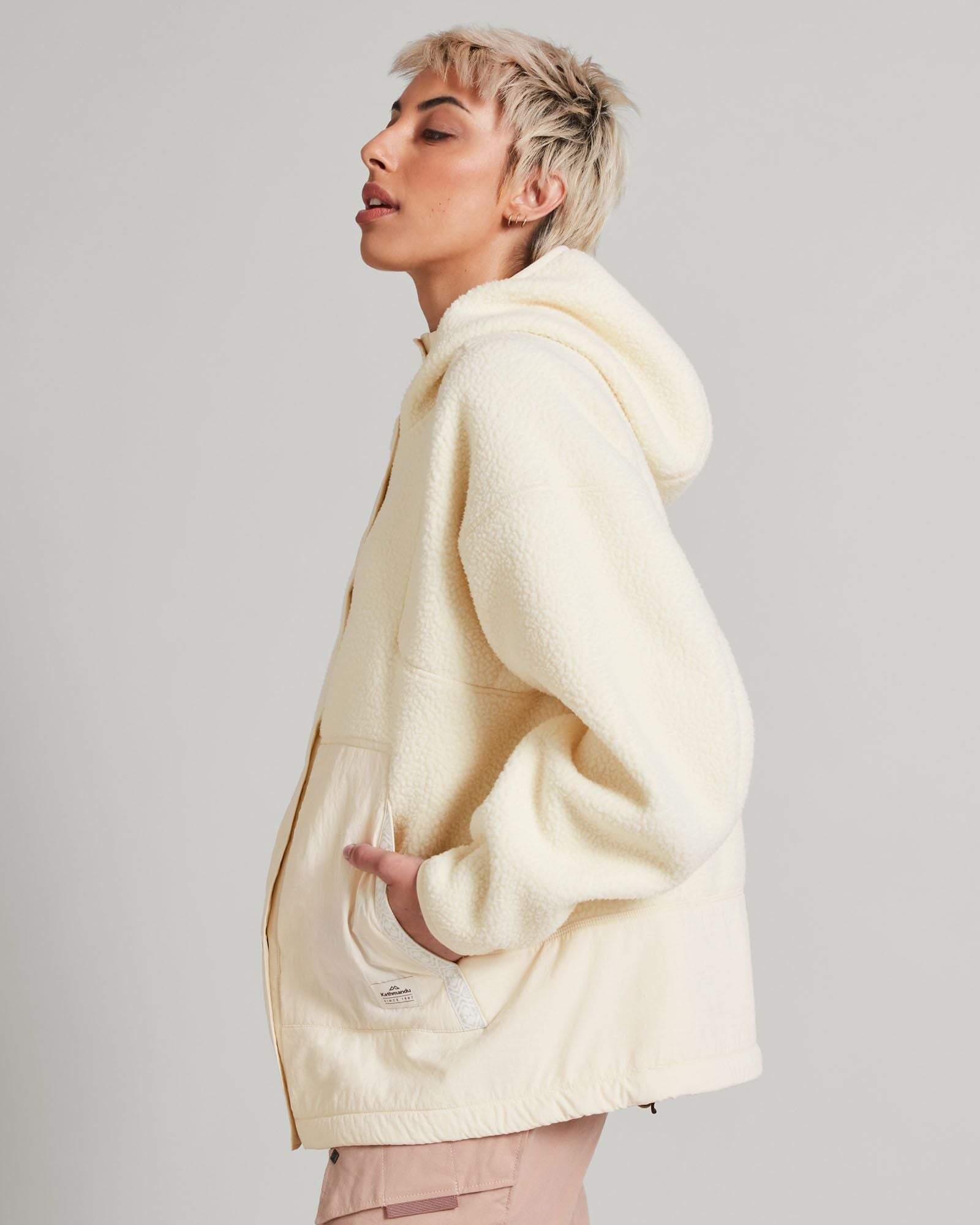 a1541_013_co_z_high_pile_womens_oversize_jacket_c_1743630200000