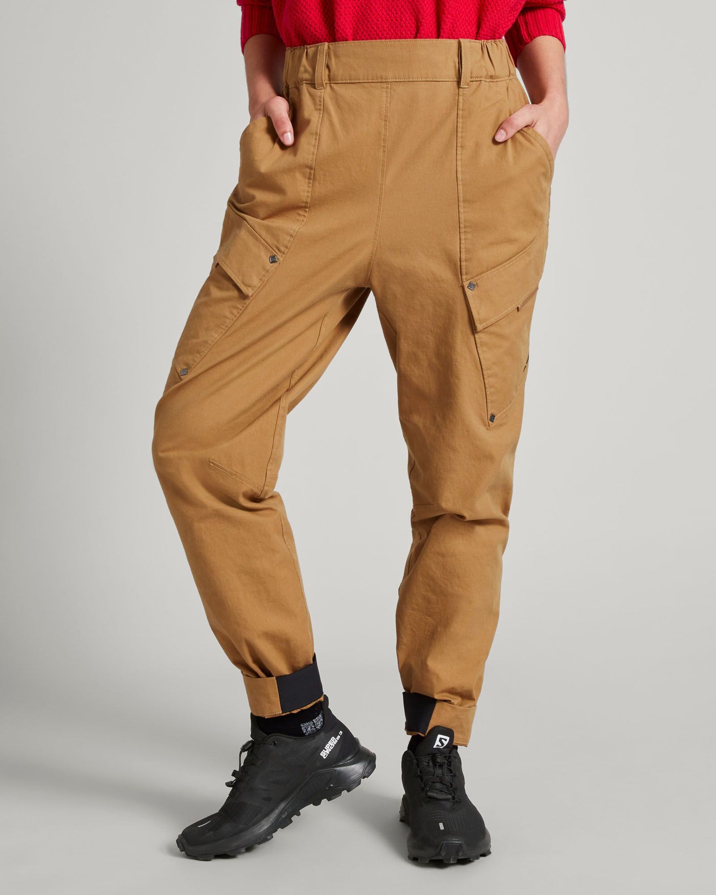 a1568_nza_vander_womens_cargo_pan_f_1743634270000
