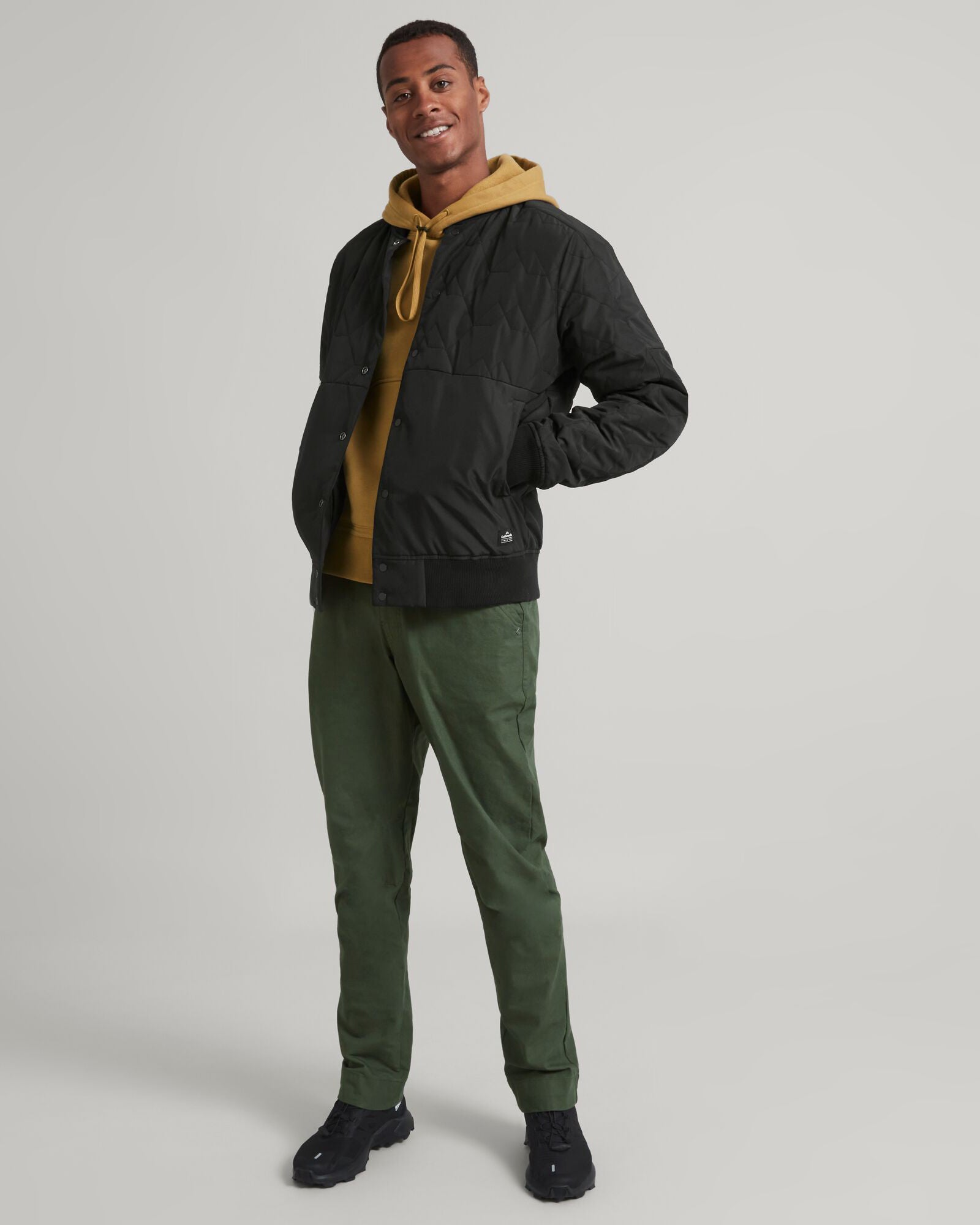 a1584_902_two_ways_mens_reversible_bomb_b_1743630550000