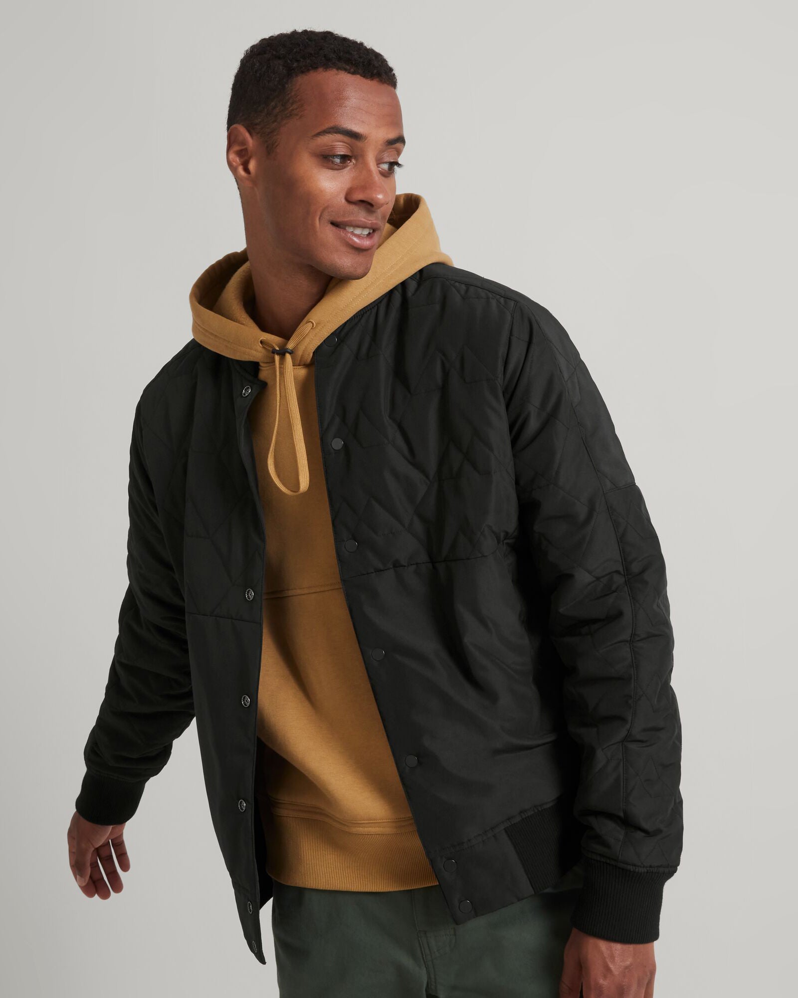 a1584_902_two_ways_mens_reversible_bomb_f_1743630398000