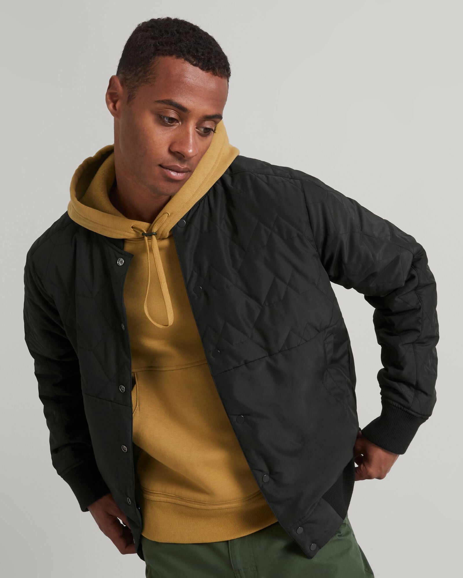 a1584_902_two_ways_mens_reversible_bomb_g_1743630417000