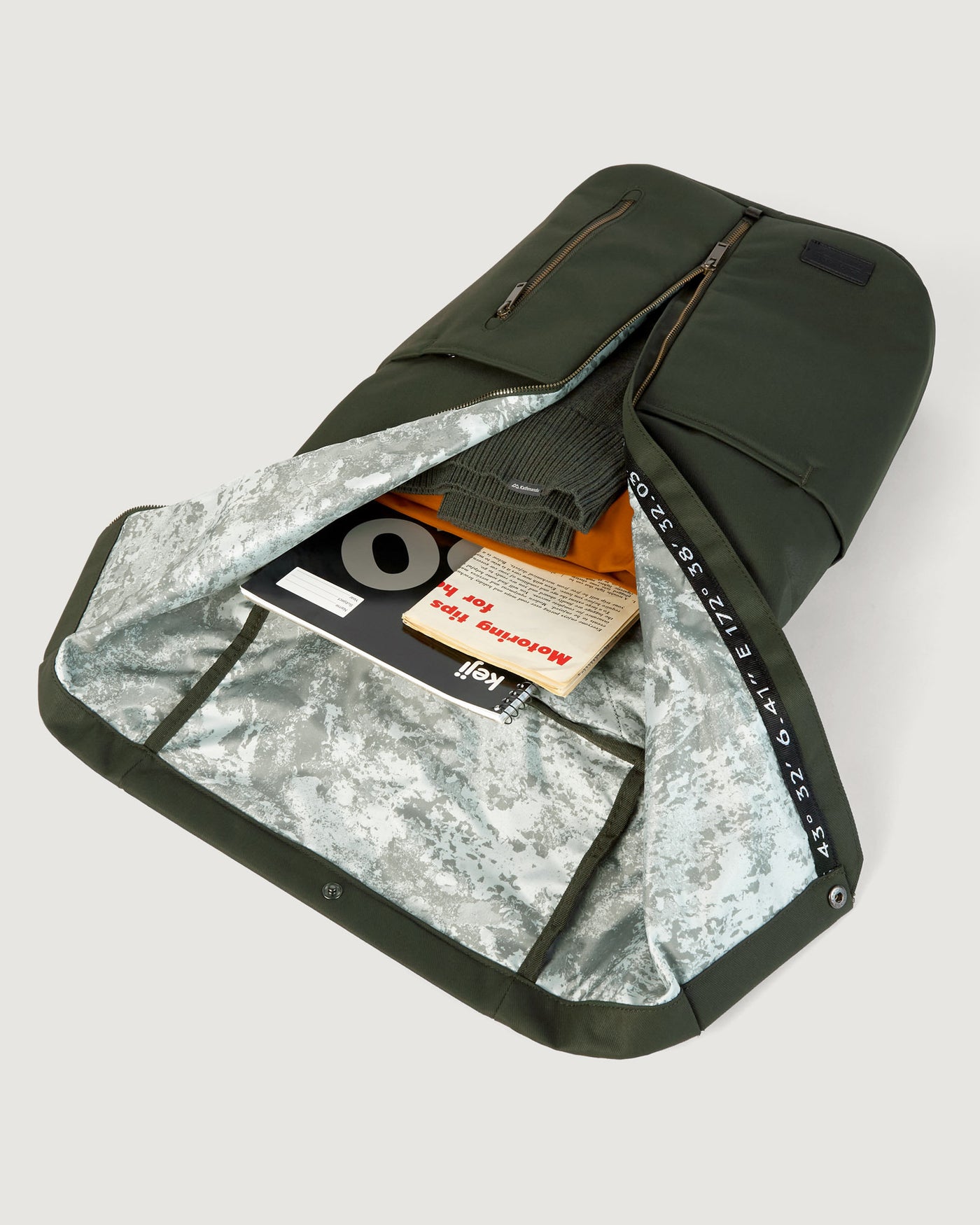 Sac à dos Apex avec rabat roulé - 20 L - Vert Résine