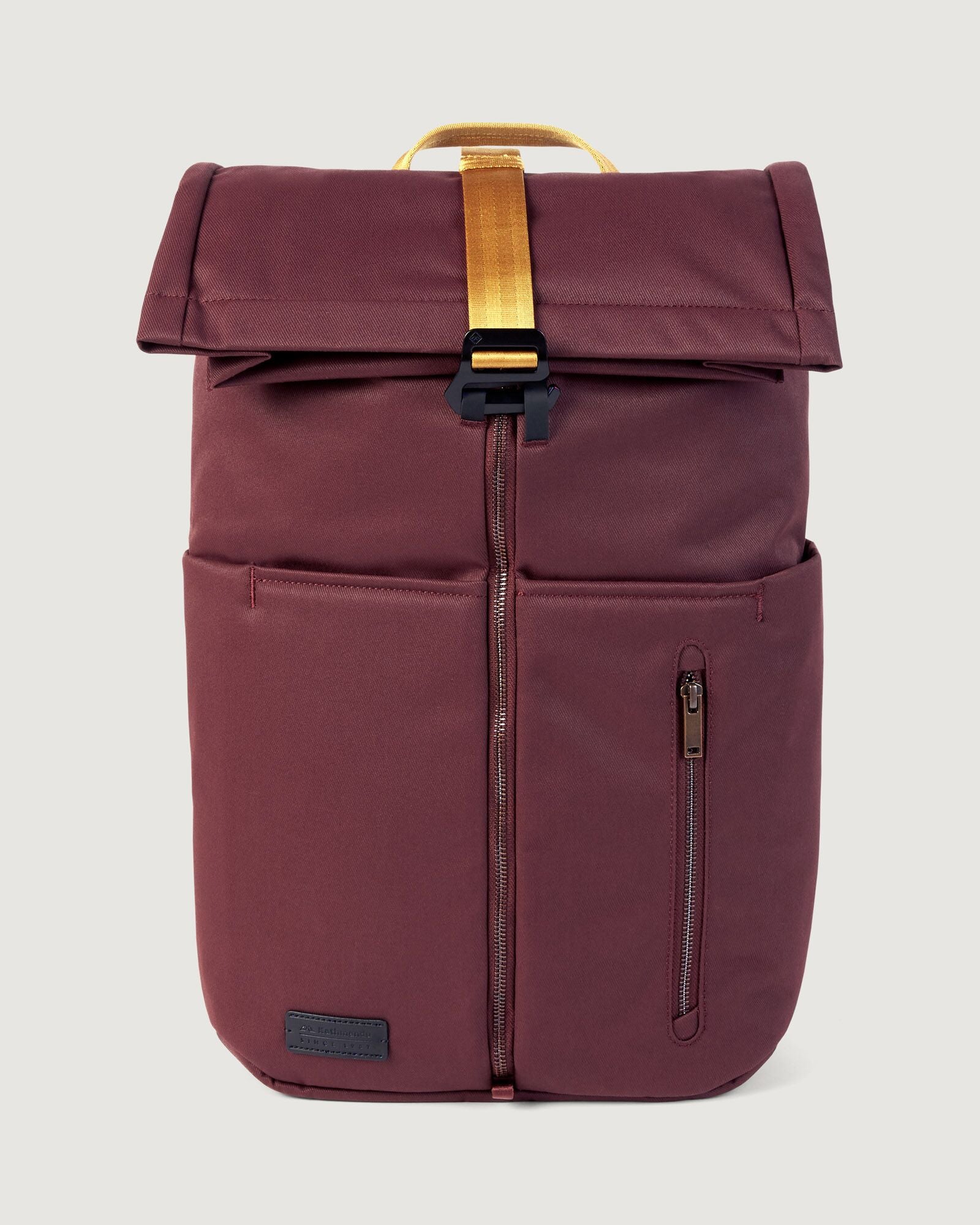a1615_nz2_apex_roll_top_pack_20_a_1744345838000