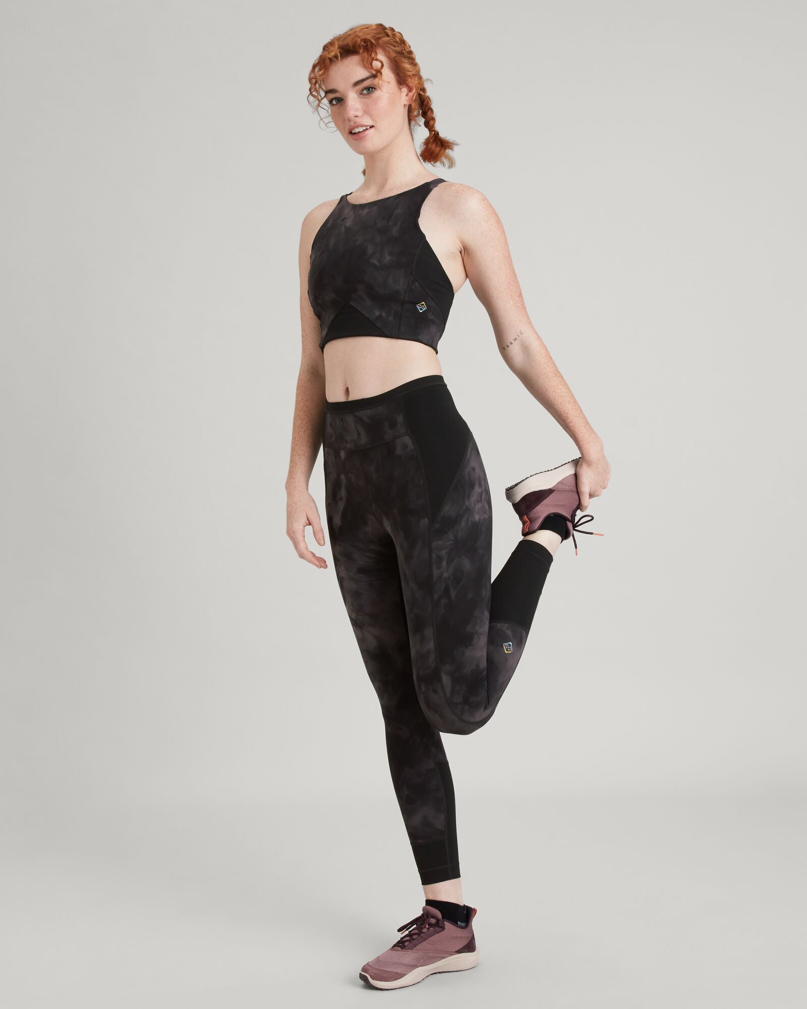 a1725_o7w_wdn_move_womens_7_8_legging_gr_b_1743630136000