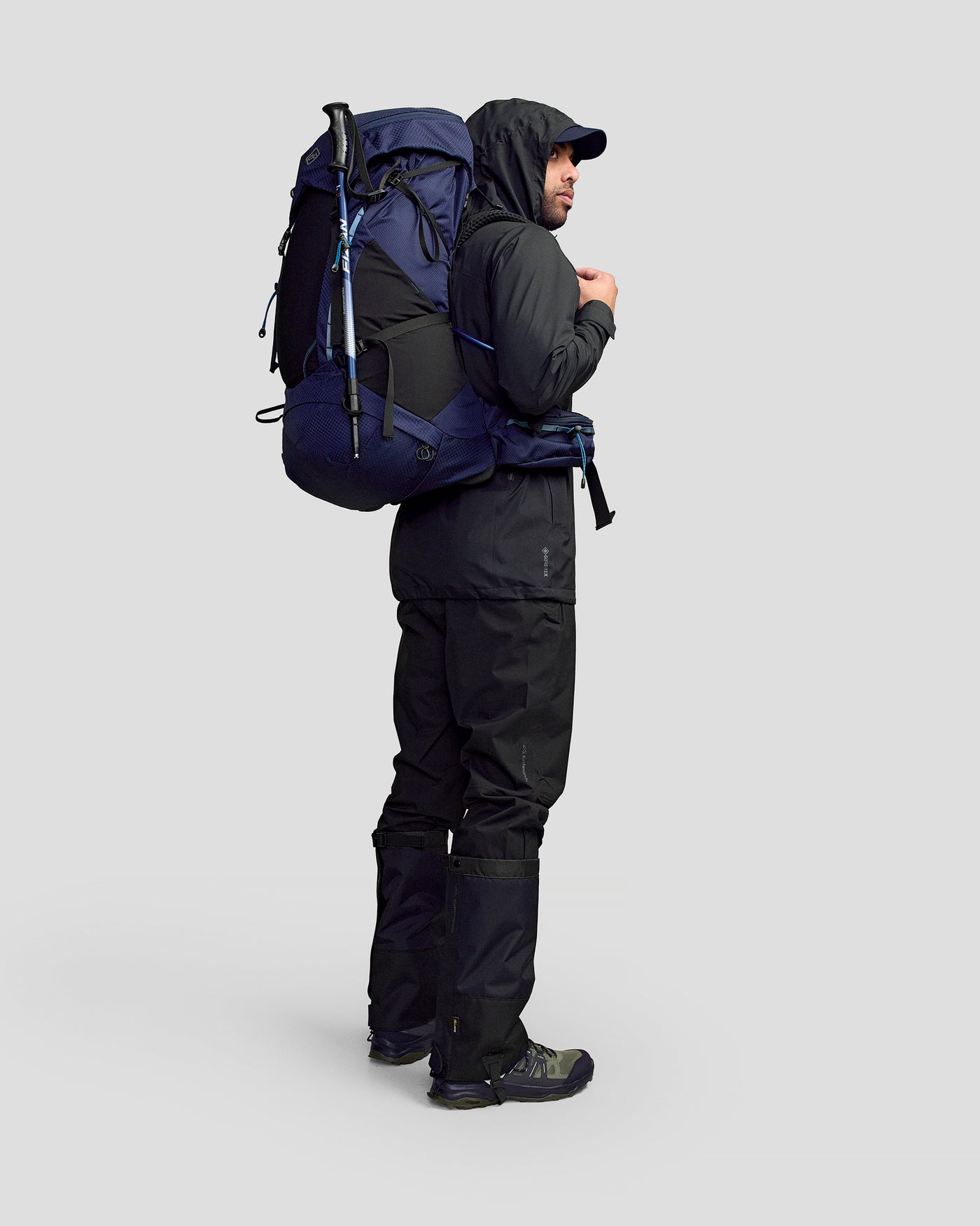 a1734_oje_valorous_unisex_58L_pack_blue_m_b_1600x2000_2a2e340_1756934458000
