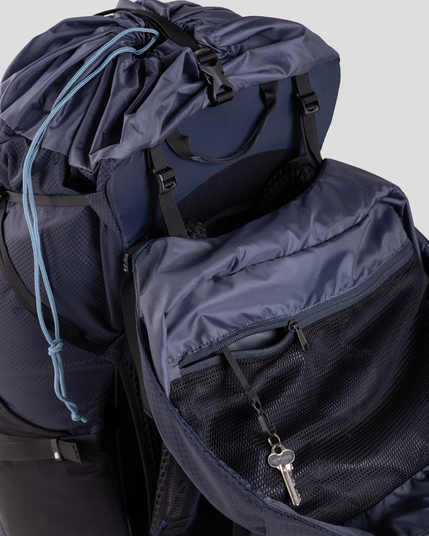 Sac à dos de randonnée Valorous - 58L - Bleu Marine