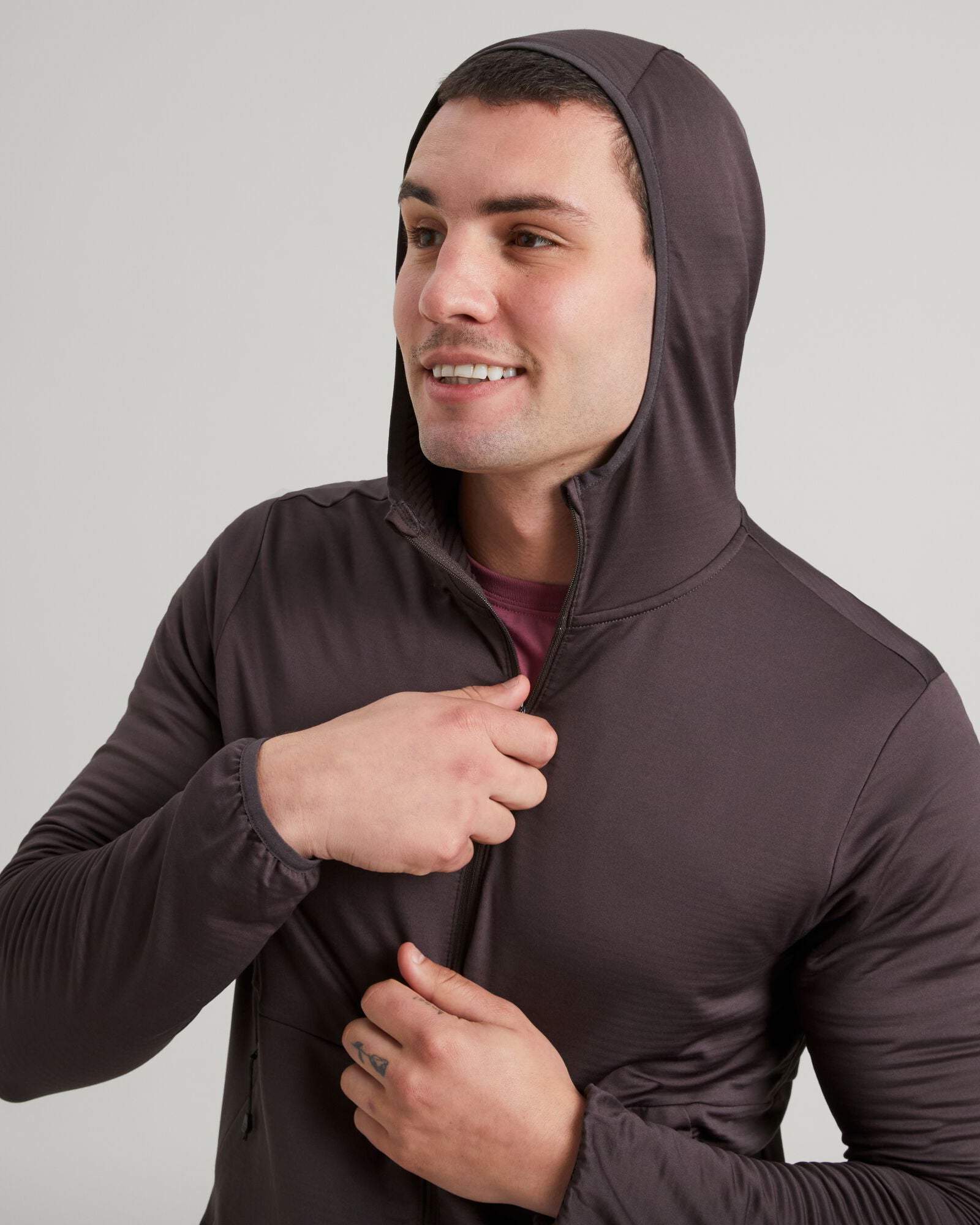 b0208_o4o_wdn_play_mens_hooded_jacket_grey_e_1743630300000