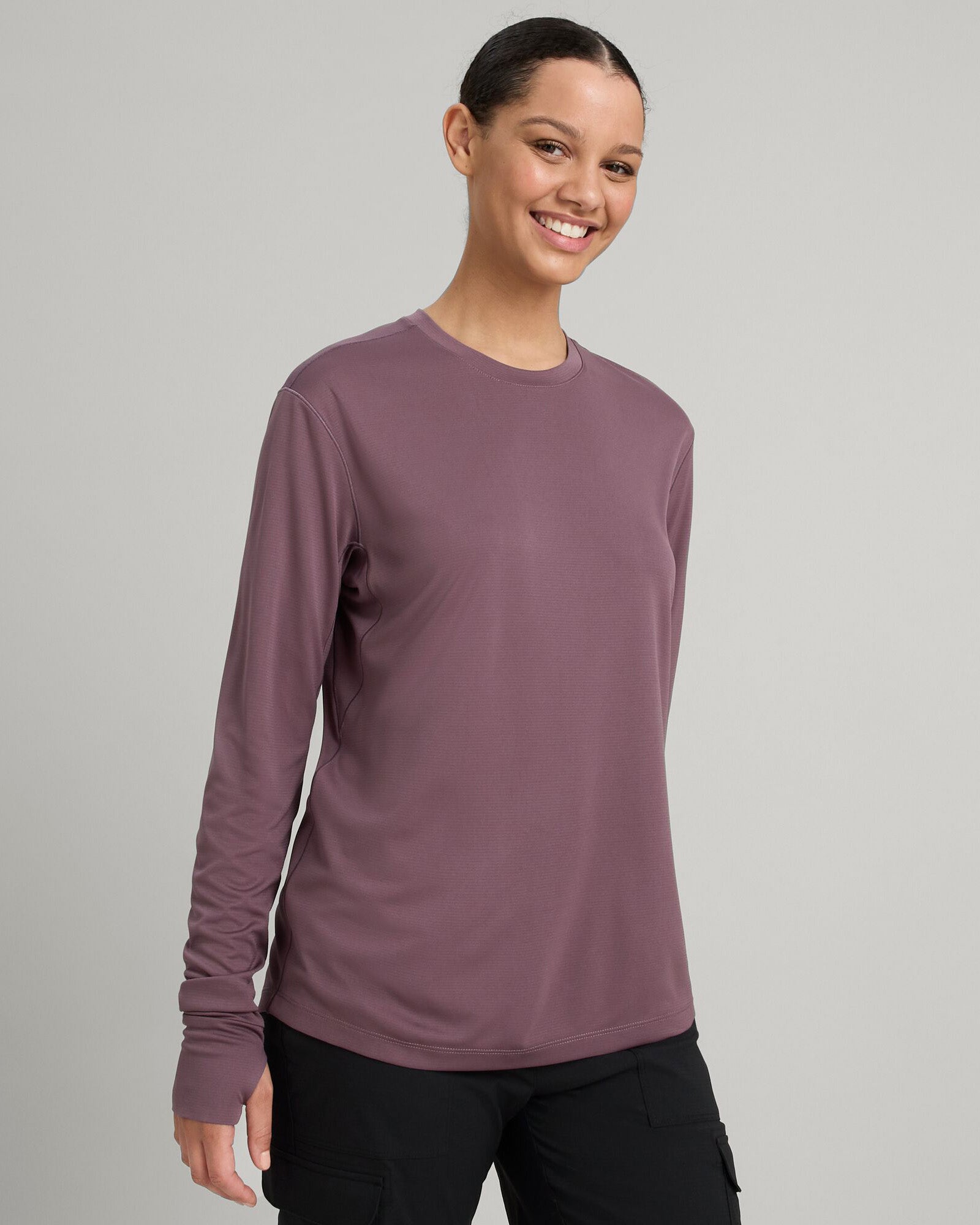 b0411_nwg_sun_stopper_womens_long_sleeve_top_f_1743630466000