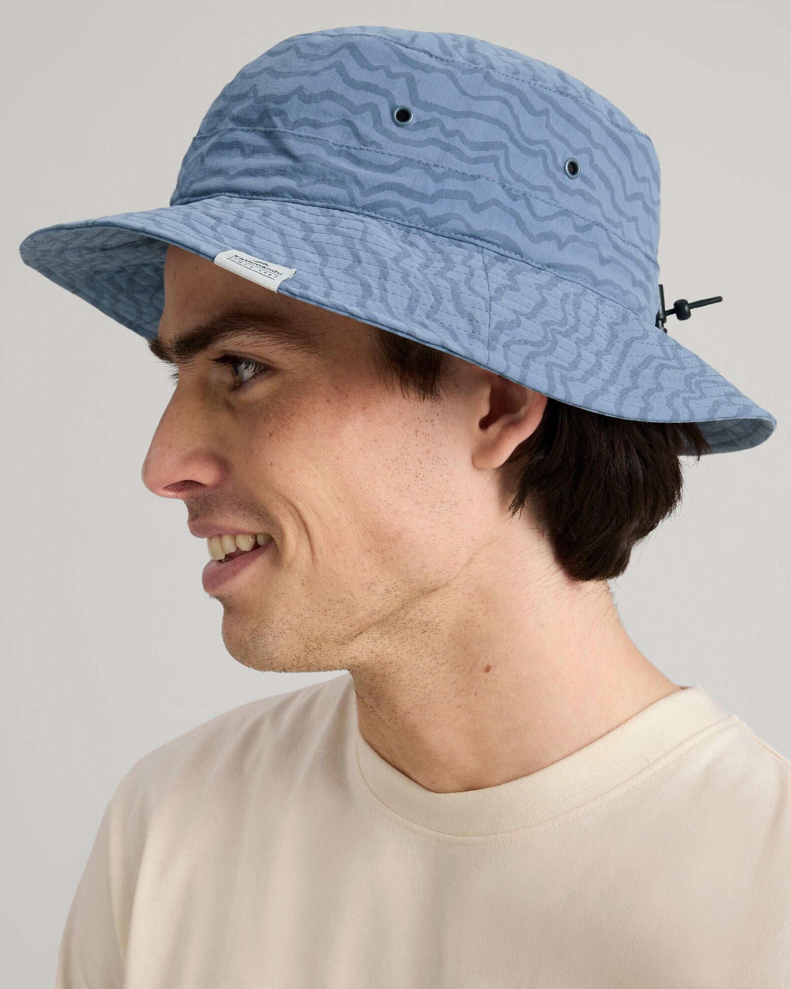 b0492_of8_evry_day_upf50plus_bucket_hat_blue_d_1743630036000