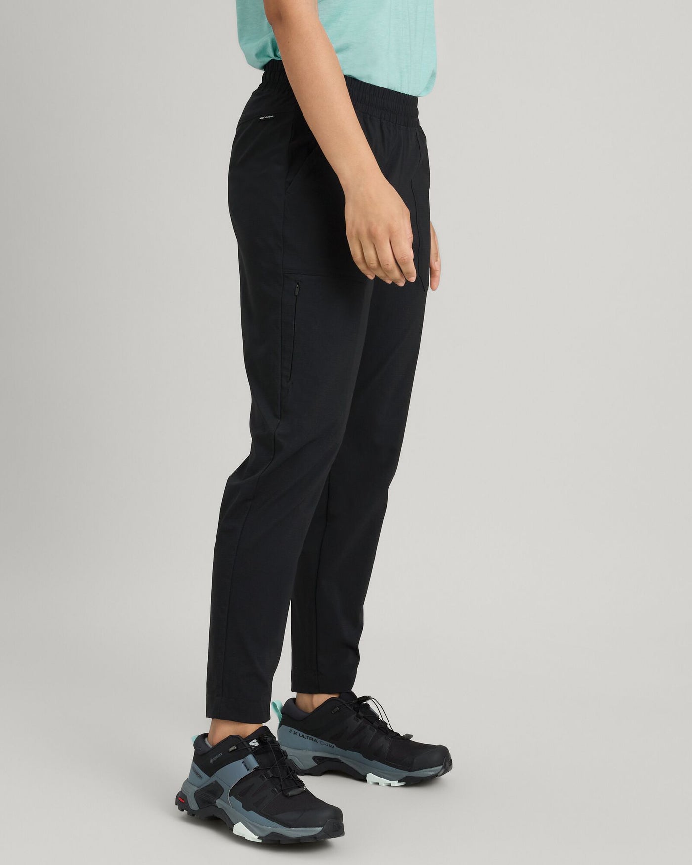 b0498_902_miro_womens_tapered_pants_c_1743633609000