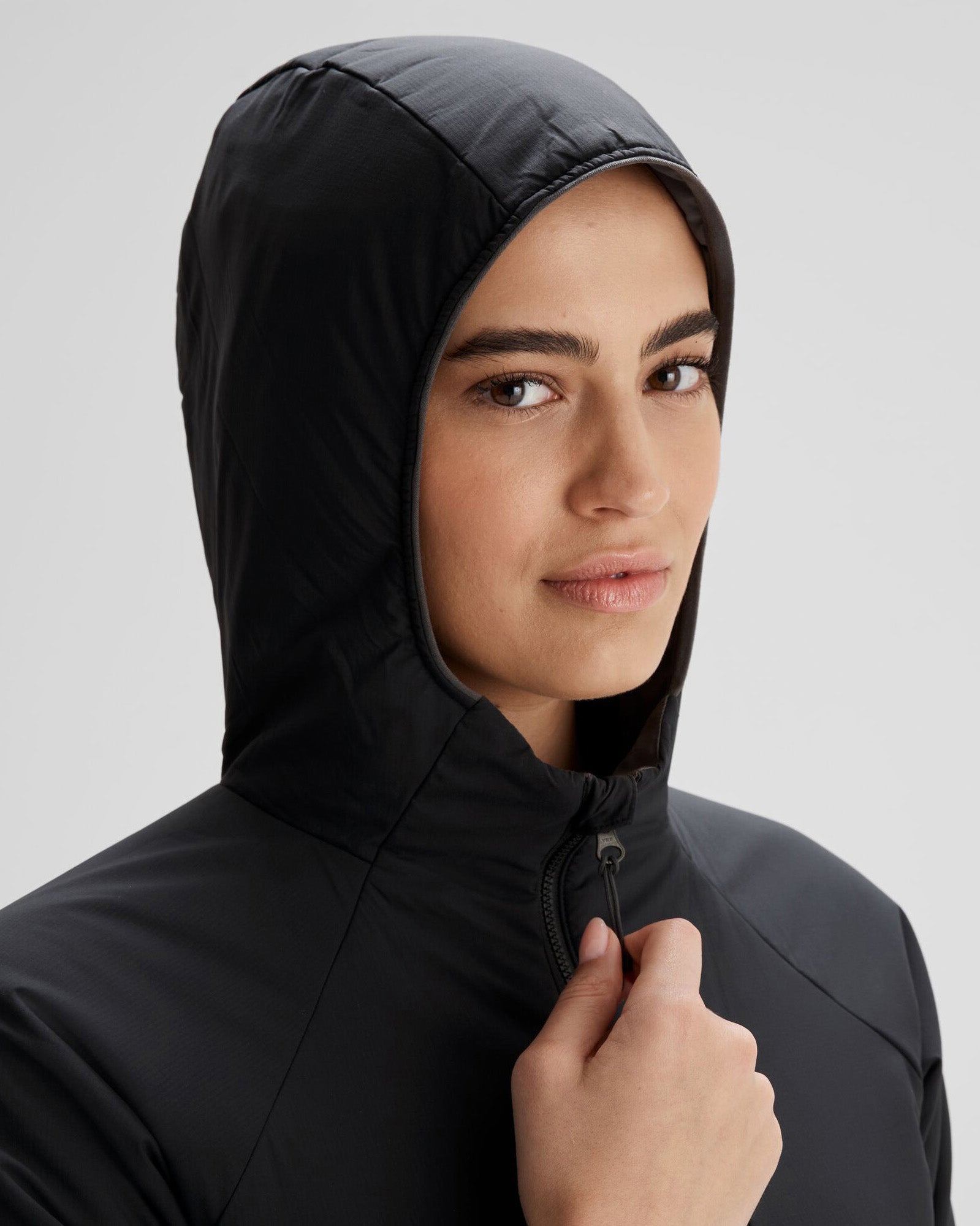 b0612_o4w_seeker_womens_primaloft_active_hooded_jacket_e_1743633409000