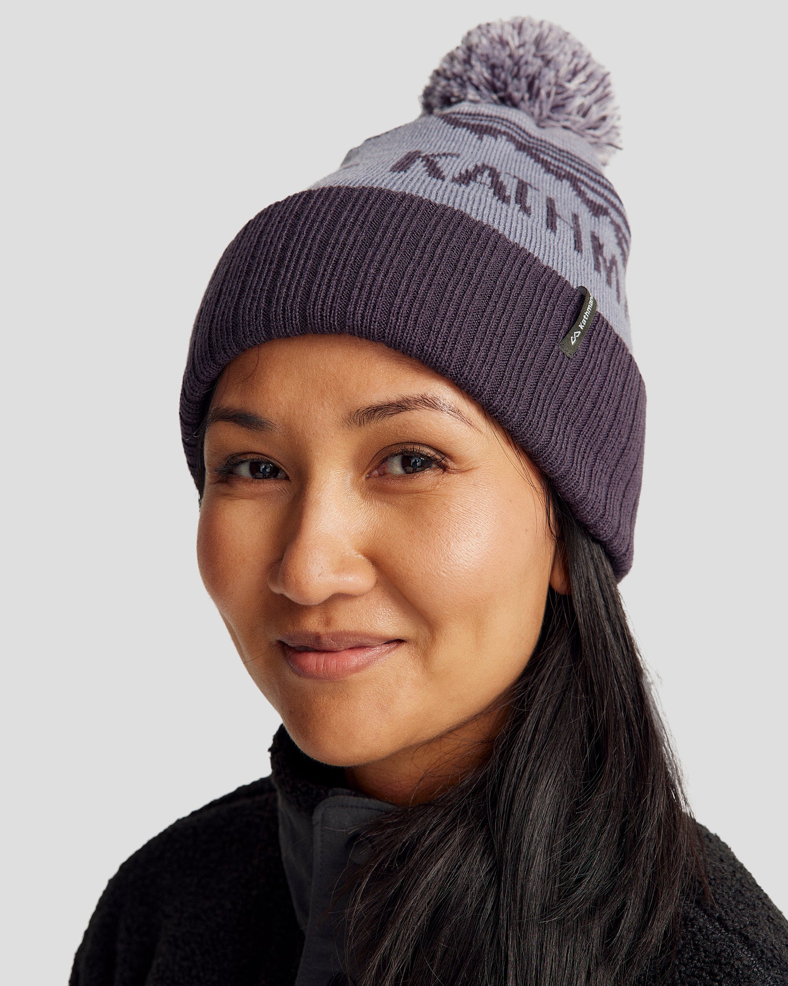 b0618_oqu_mtn_skies_pompom_beanie_b_1743629226000