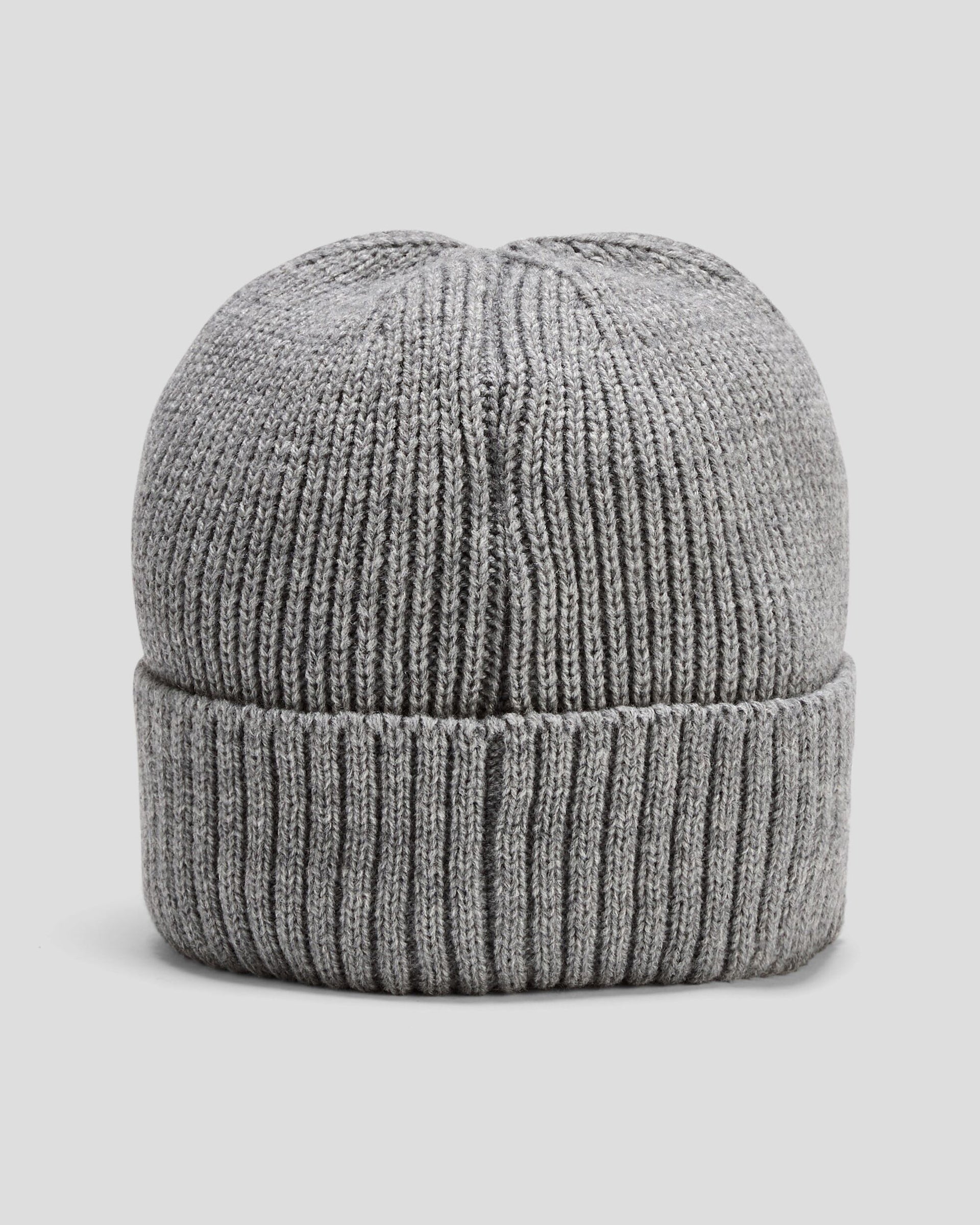 b0625_a54_badge_beanie_v_d_1743631002000