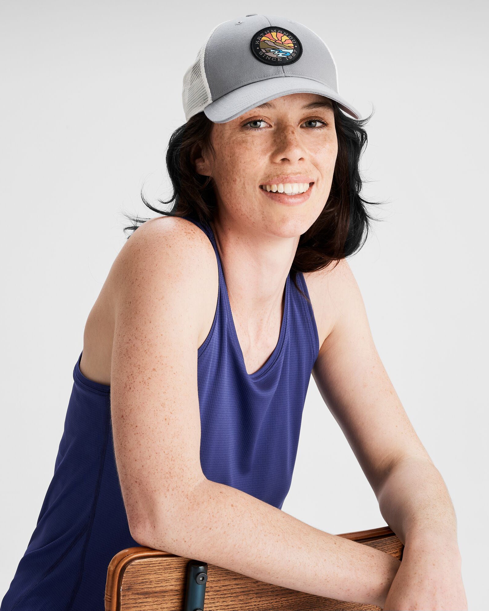 b0641_oi6_trucker_low_cap_v2_c_1743633310000