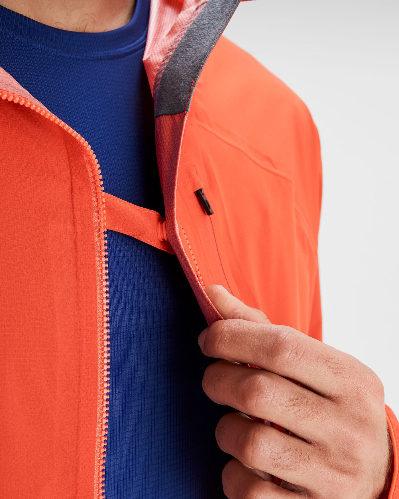 b0652_oi7_seeker_mens_2_5l_rain_jacket_g_1743633173000