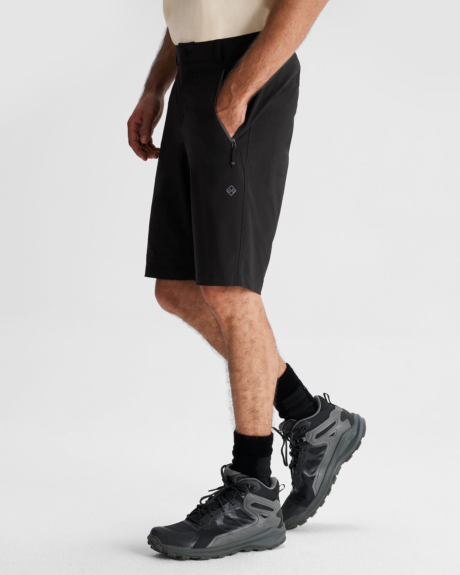 b0662_902_flinders_mens_10_inch_shorts_c_1743633164000