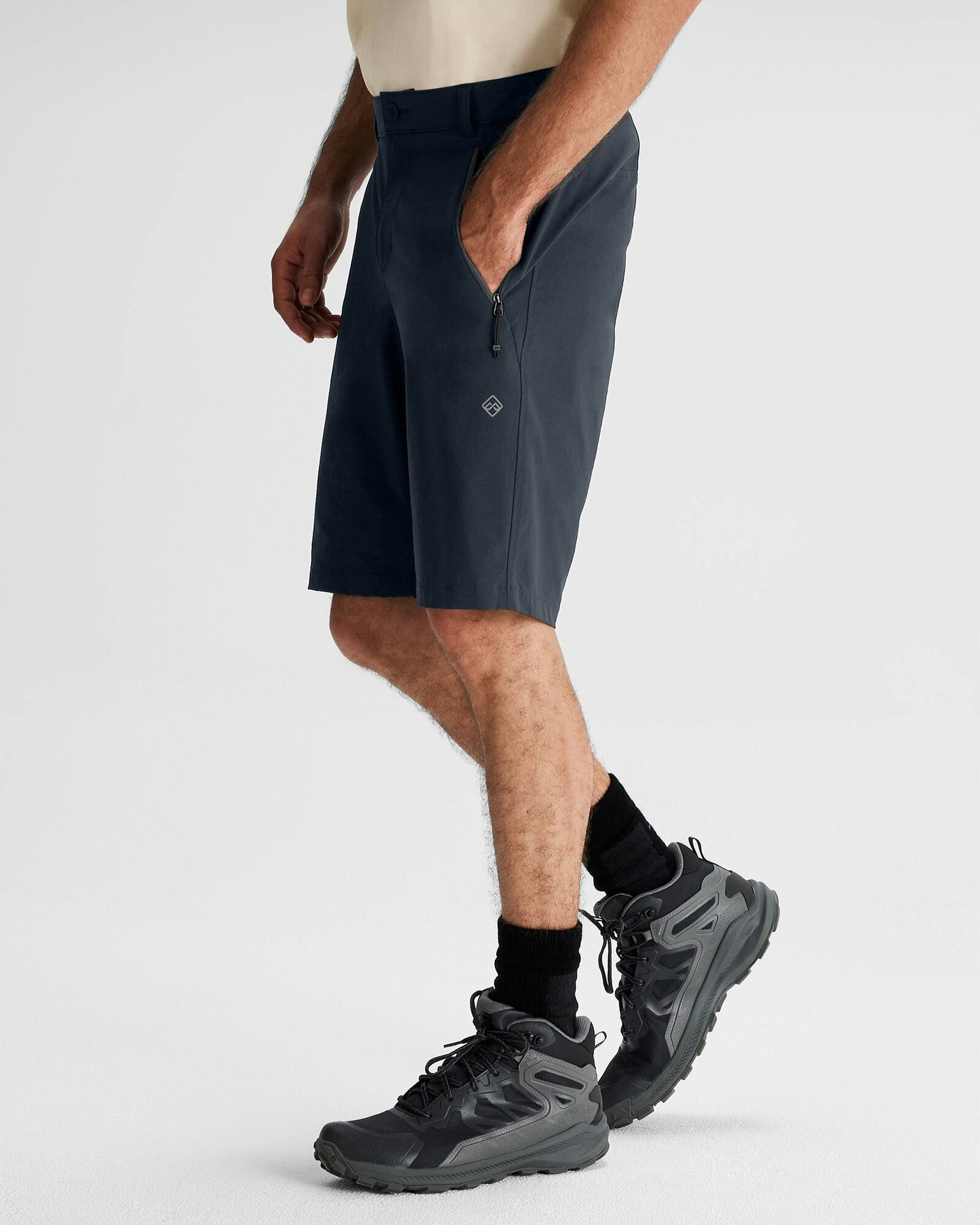 b0662_oje_flinders_mens_10_inch_short_c_1747712952000