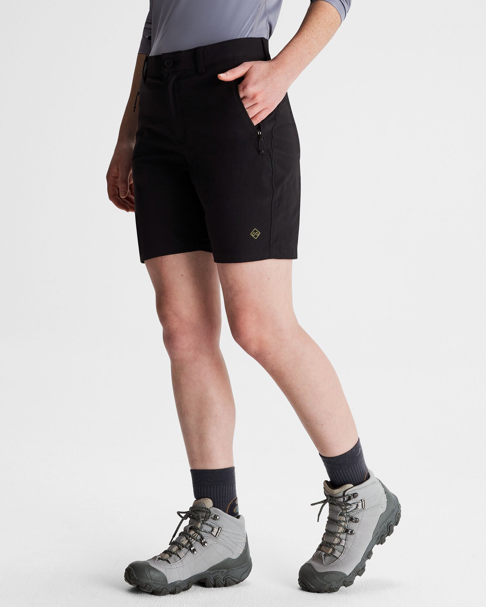b0663_902_flinders_womens_7_inch_shorts_c_1743633124000