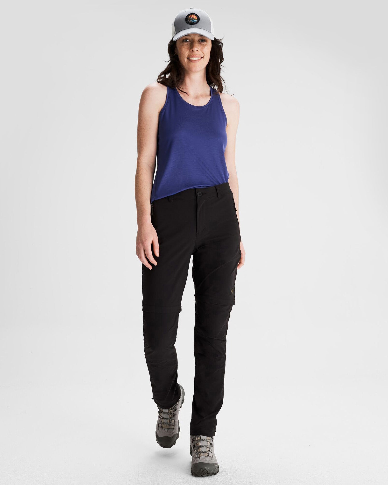b0668_902_flinders_womens_convertible_pants_b_1743633105000