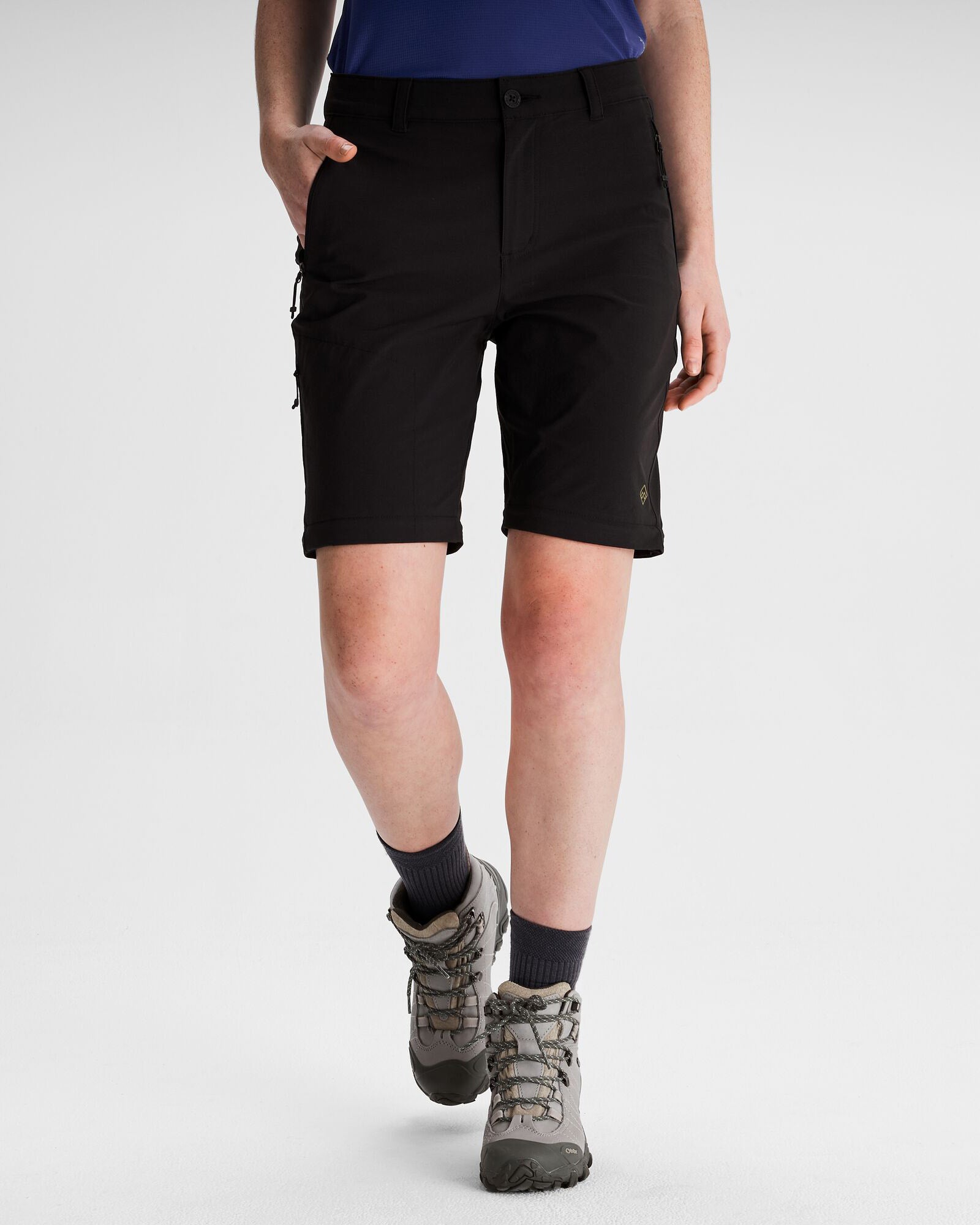 b0668_902_flinders_womens_convertible_pants_g_1743633105000