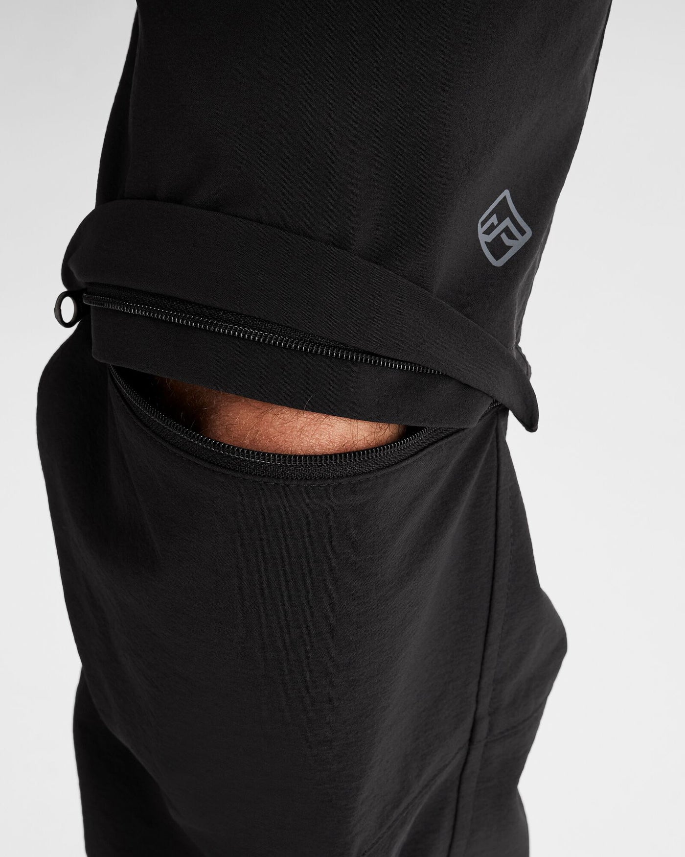 b0669_902_flinders_mens_convertible_pants_h_1743633115000