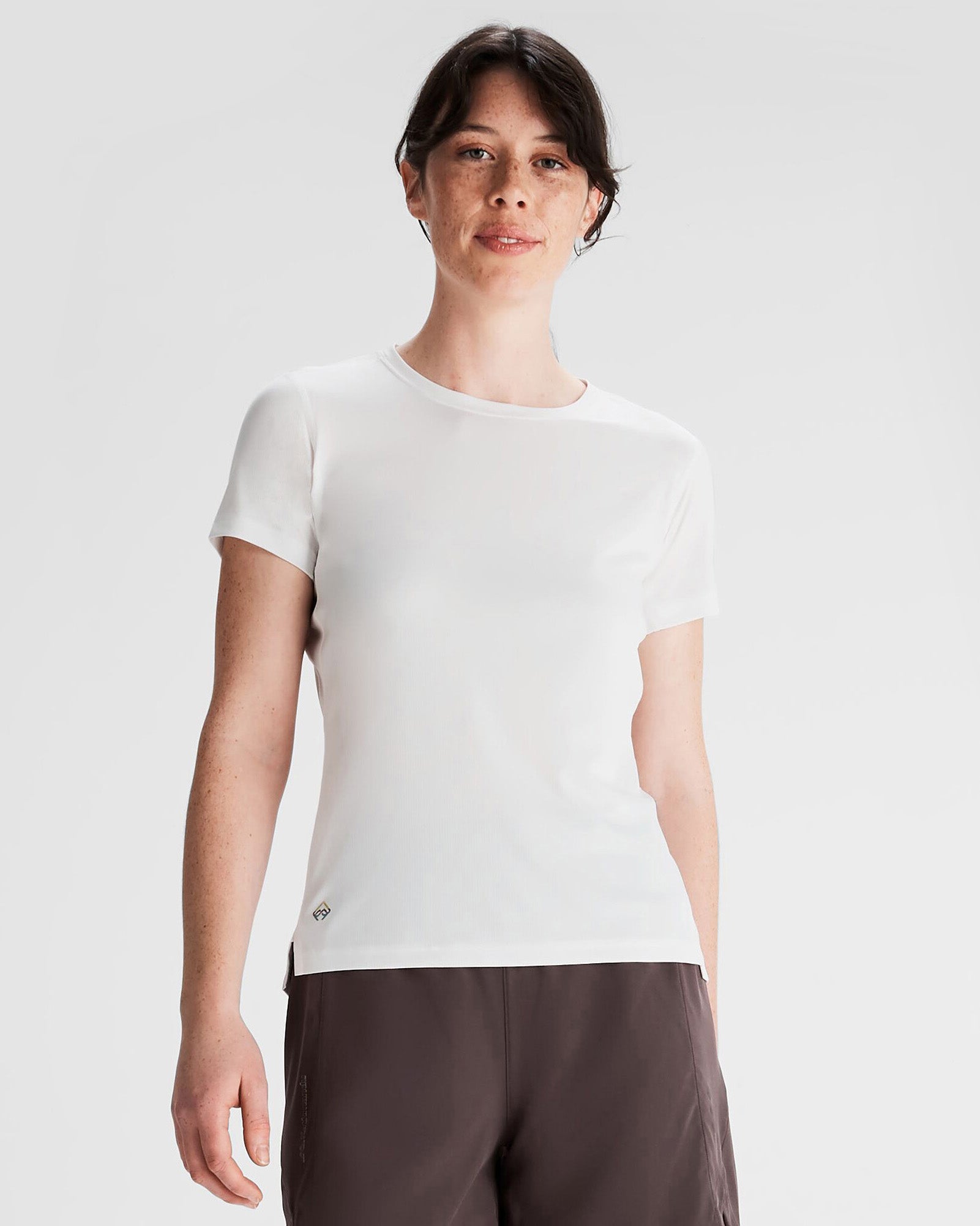 b0732_002_seeker_womens_short_sleeve_tee_a_1743632945000