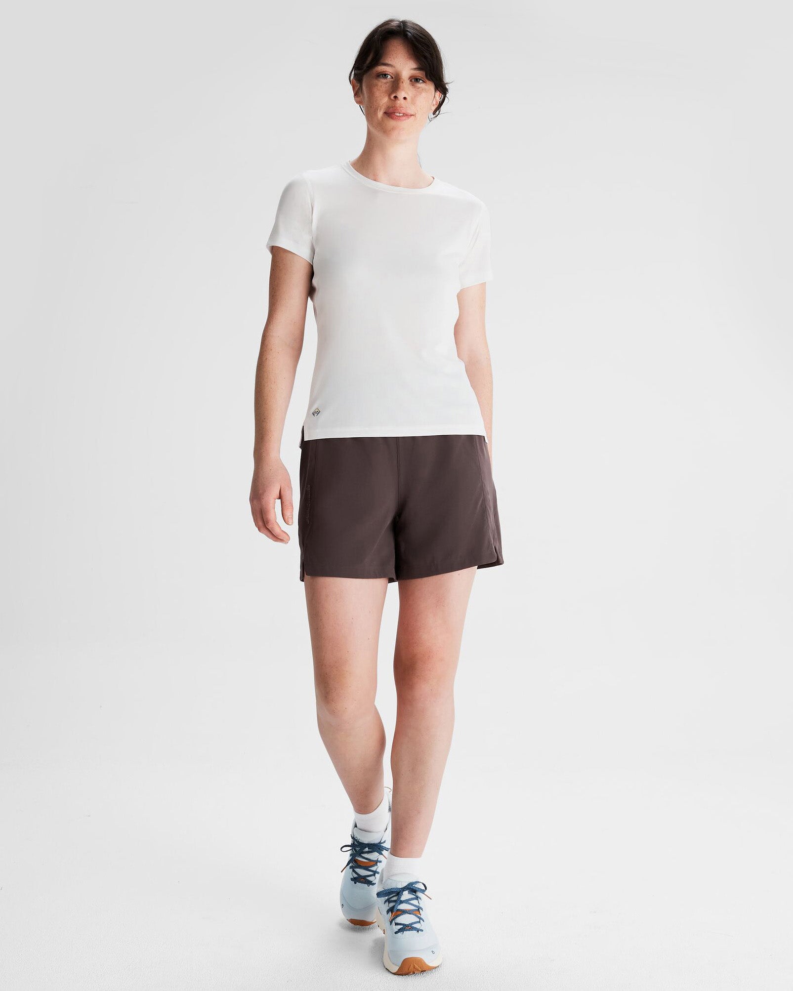 b0732_002_seeker_womens_short_sleeve_tee_b_1743632945000