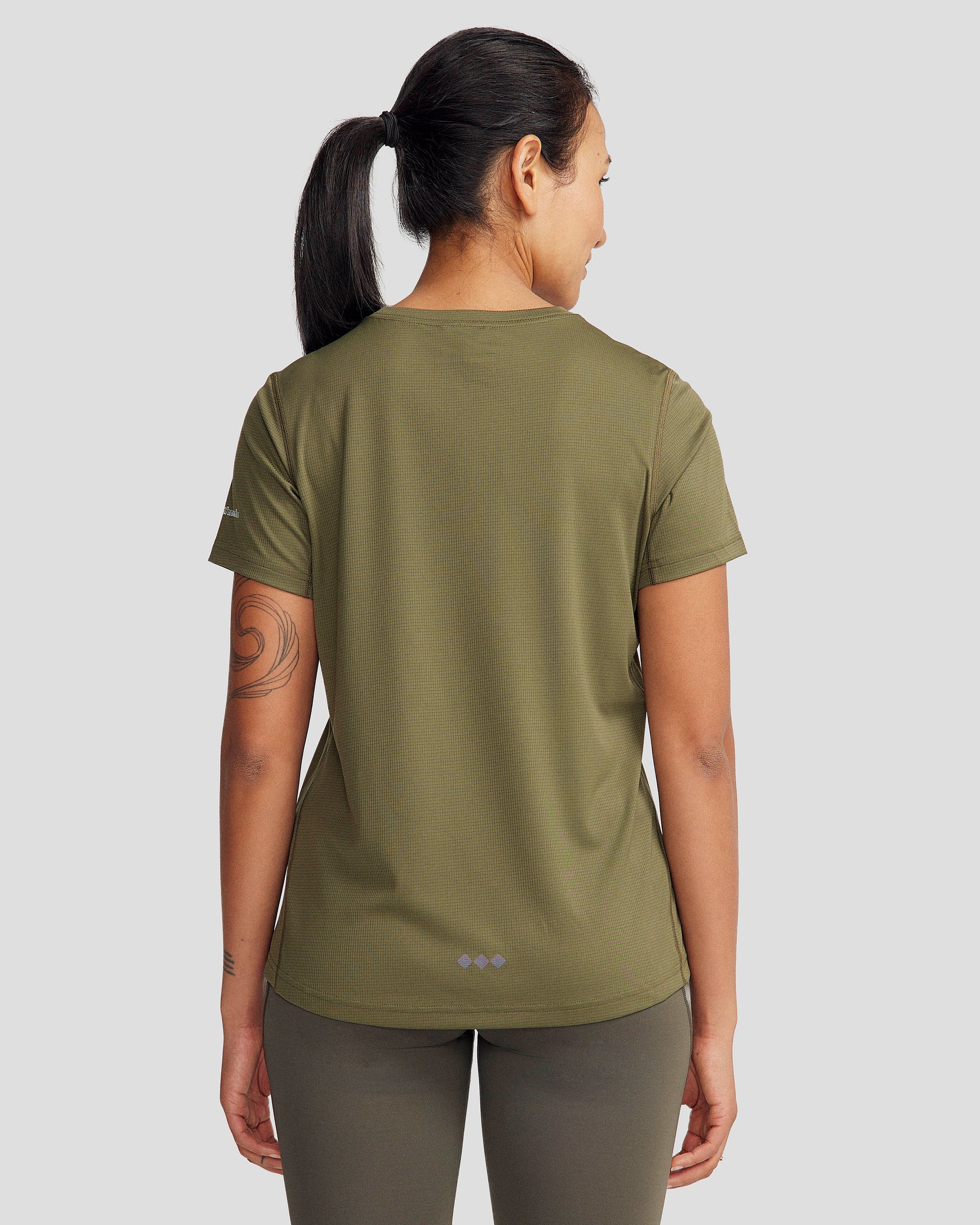 b0732_ojy_seeker_womens_short_sleeve_tee_d_1743629168000