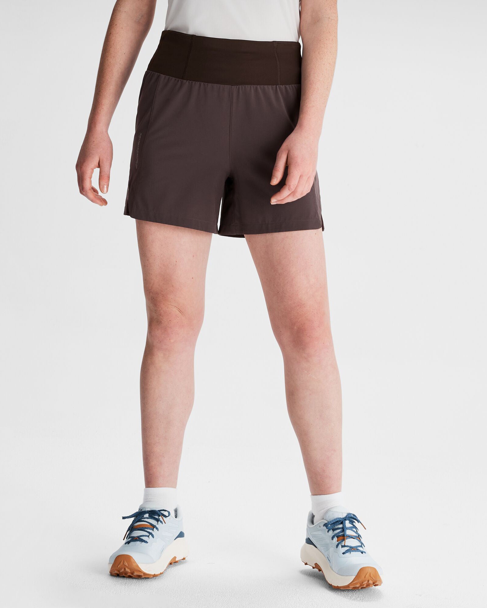 b0739_o4o_seeker_womens_5_inch_shorts_purple_a_1743632914000