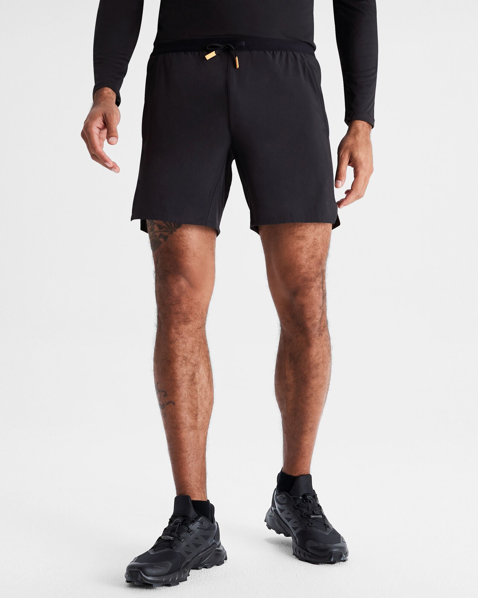 b0740_o4w_seeker_mens_7_inch_shorts_a_1743632885000