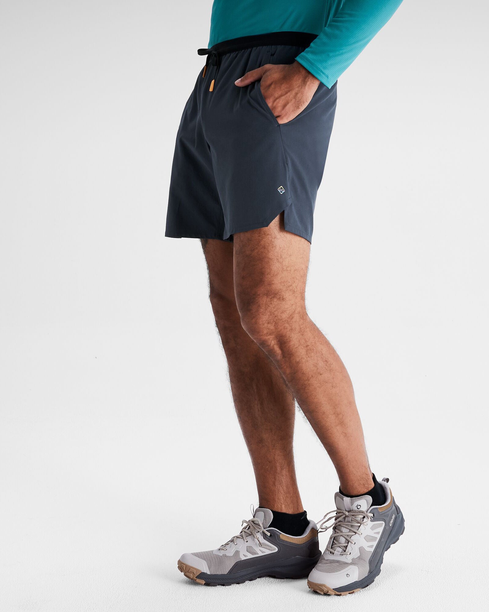 b0740_oje_seeker_mens_7_inch_short_c_1743632888000