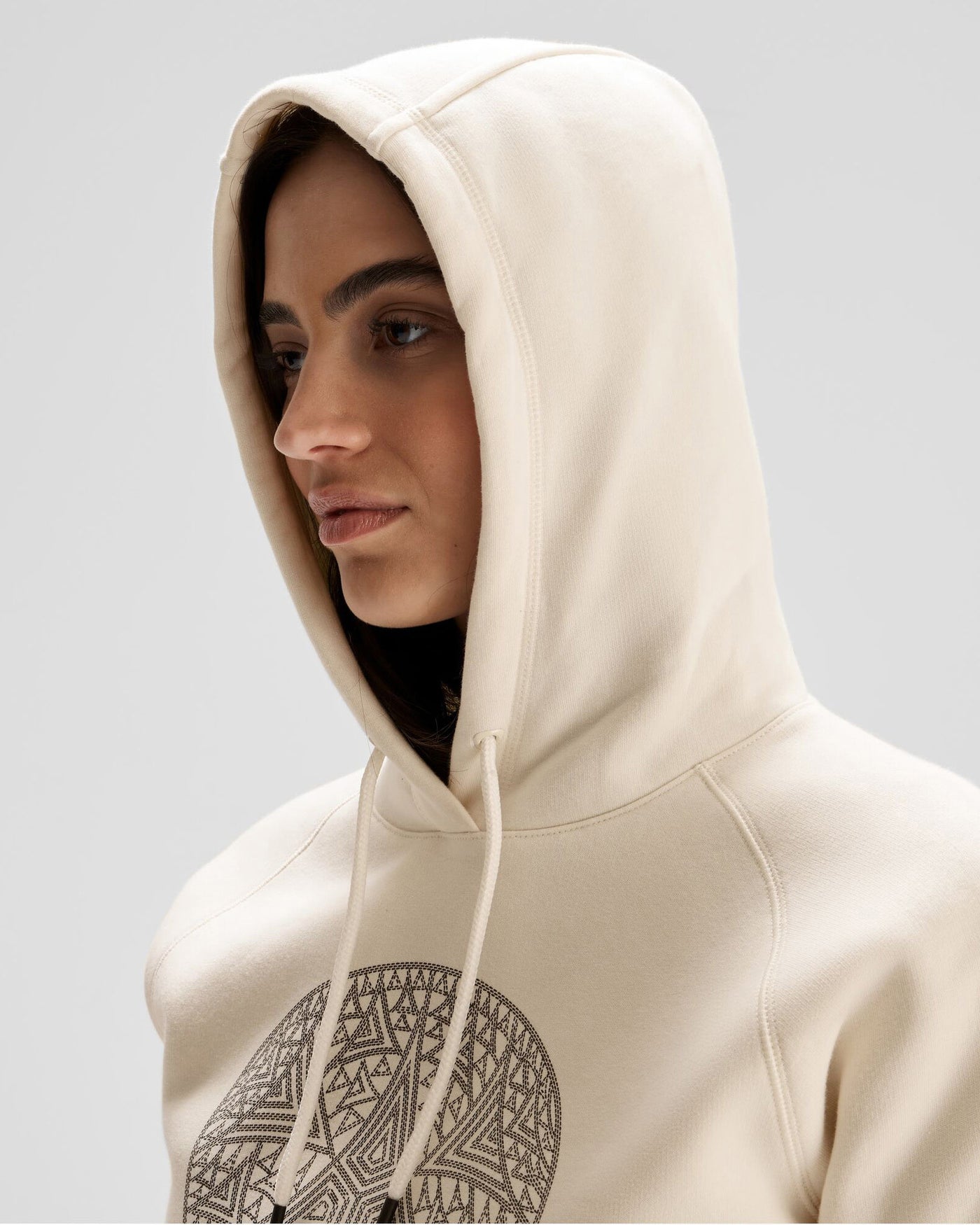 b0774_013_simon_beck_womens_hoodie_n_e_1743632816000
