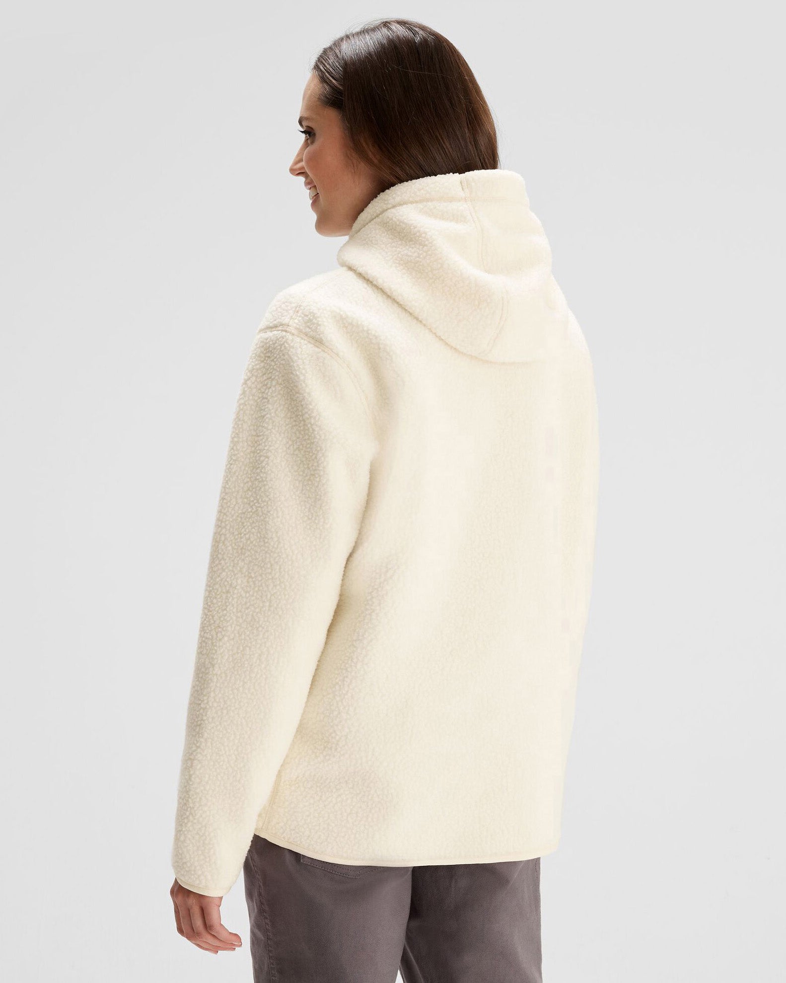 b0961_013_co_z_high_pile_womens_hooded_pullover_n_d_1743632536000