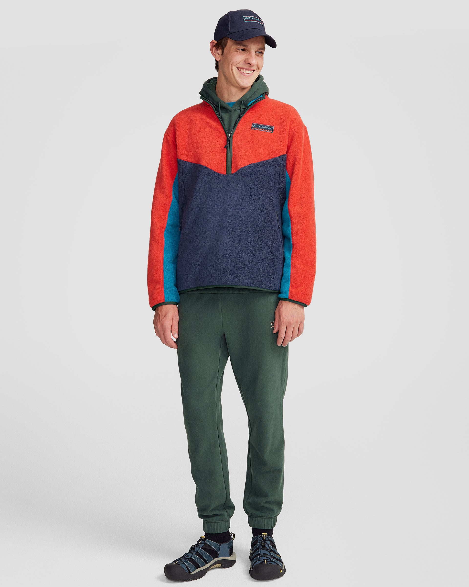b1369_oqe_mens_trailhead_fleece_heritage_pullover_red_blue_multi_m_b_1745458755000