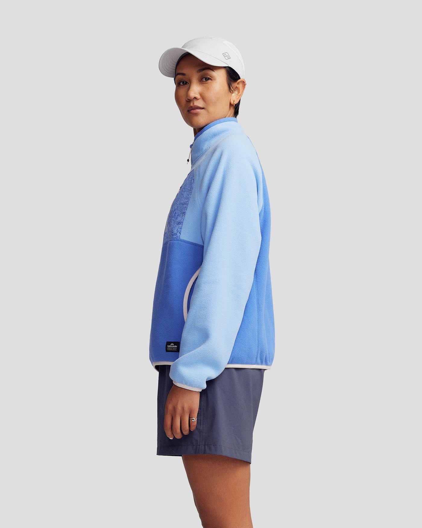 b1512_oum_womens_trailhead_fleece_lt_pullover_blue_m_c_1772660346000