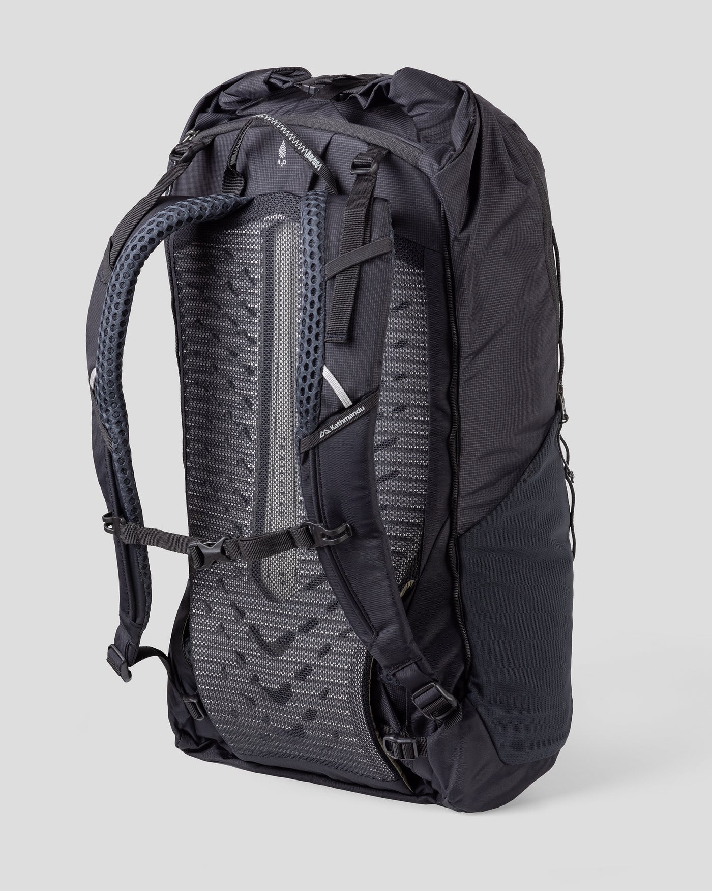 b1612_902_trailhead_pack_35l_black_d_1600x2000_2a2e340_1756934126000