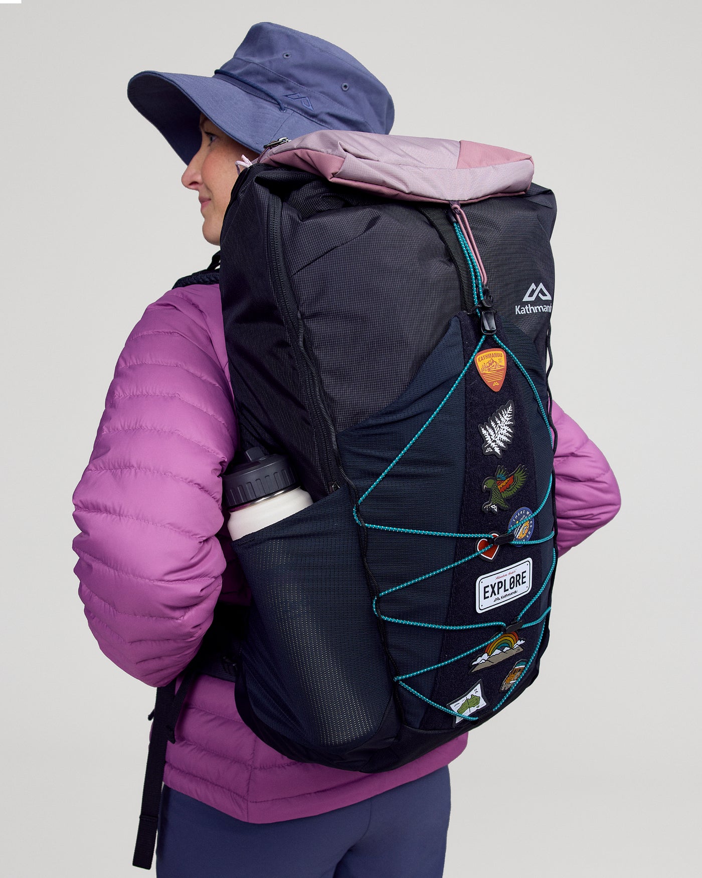 b1612_902_trailhead_pack_35l_black_m_c_1600x2000_2a2e340_1756934133000